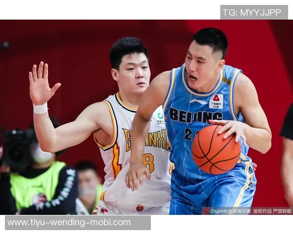杨鸣感谢巴特尔会长邀请观战CBA俱乐部杯祝内蒙篮球蓬勃发展